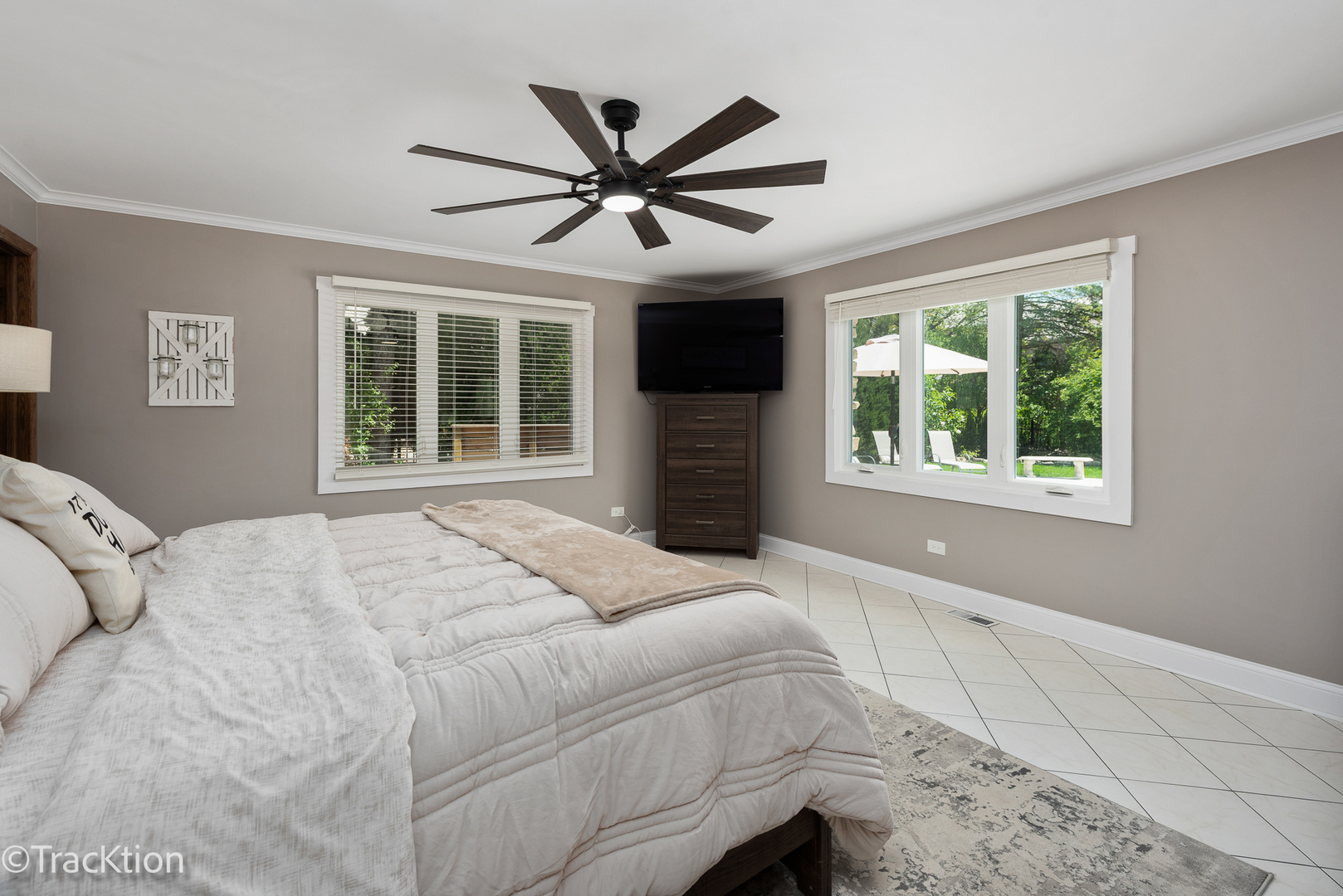 609 Ridgewood Court