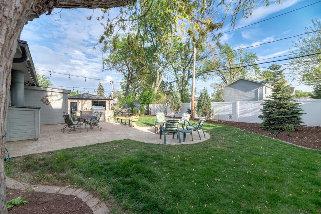 221 8th Street