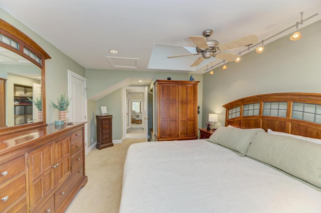 221 8th Street