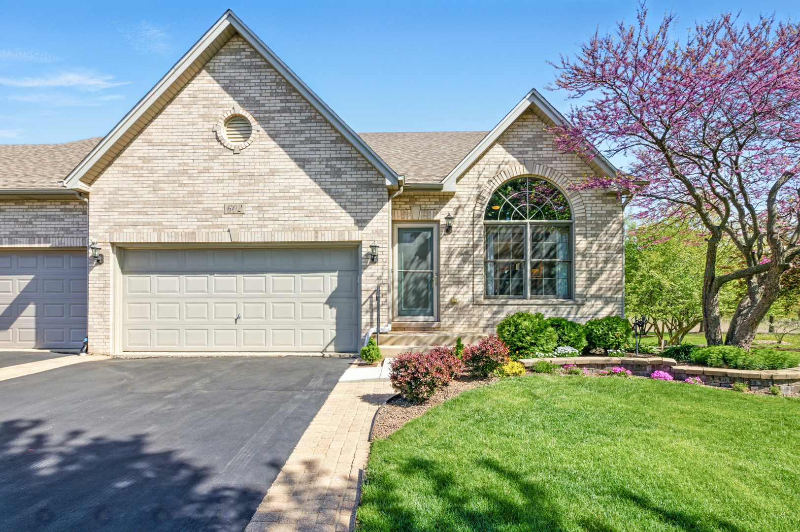 602 Sudbury Circle