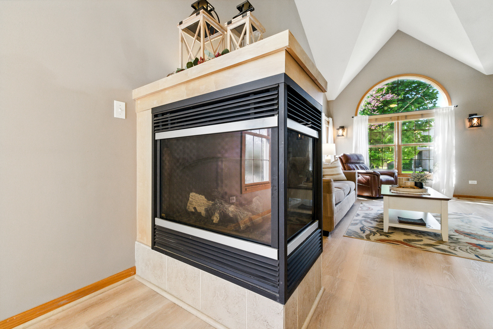602 Sudbury Circle
