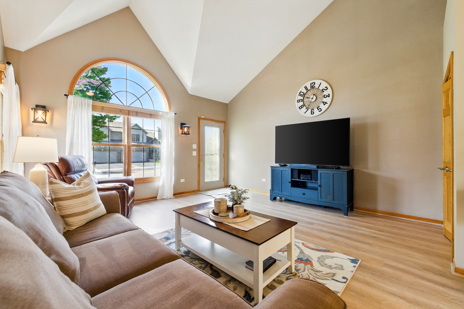 602 Sudbury Circle