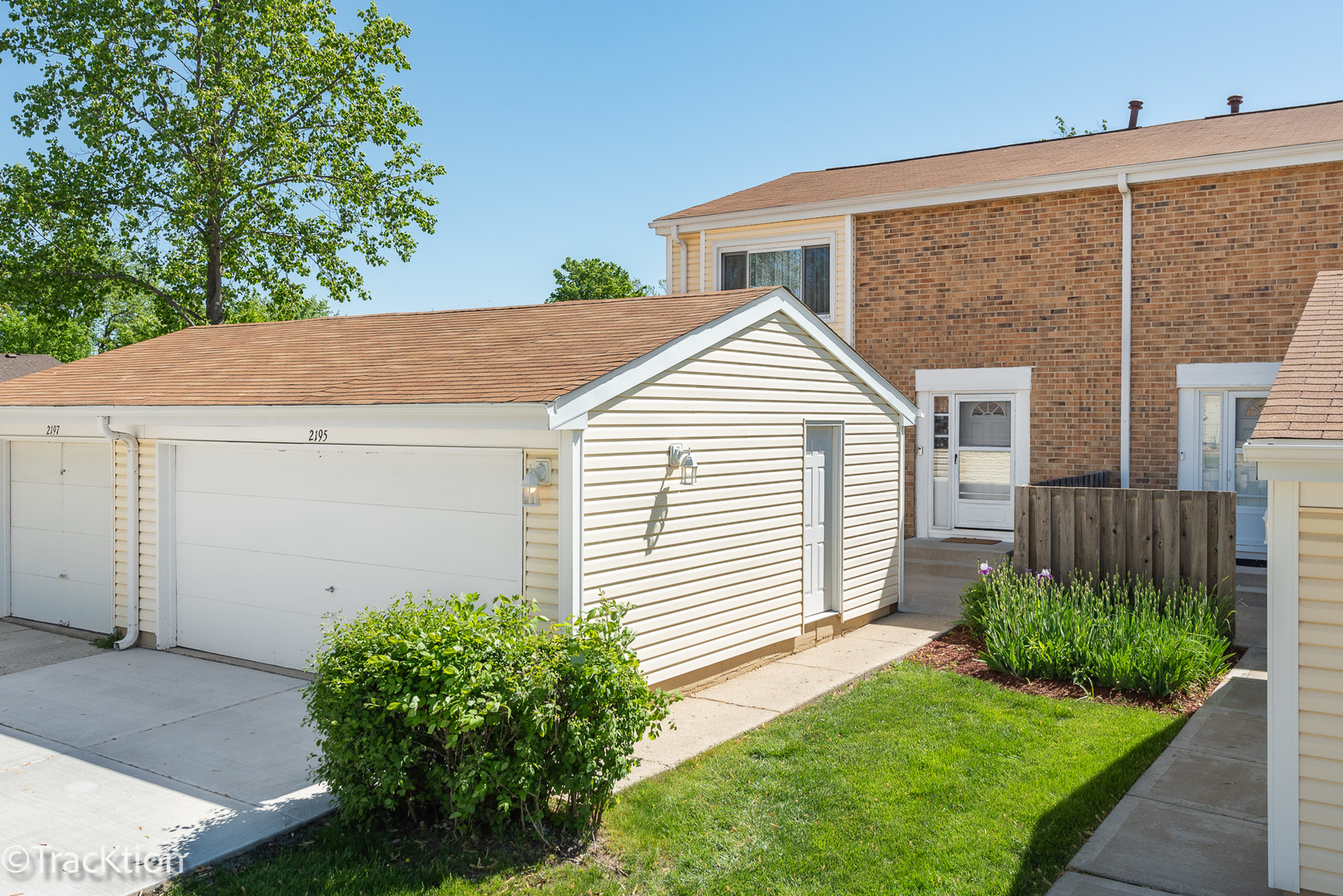 2195 CHADWICK Lane Unit: 2195