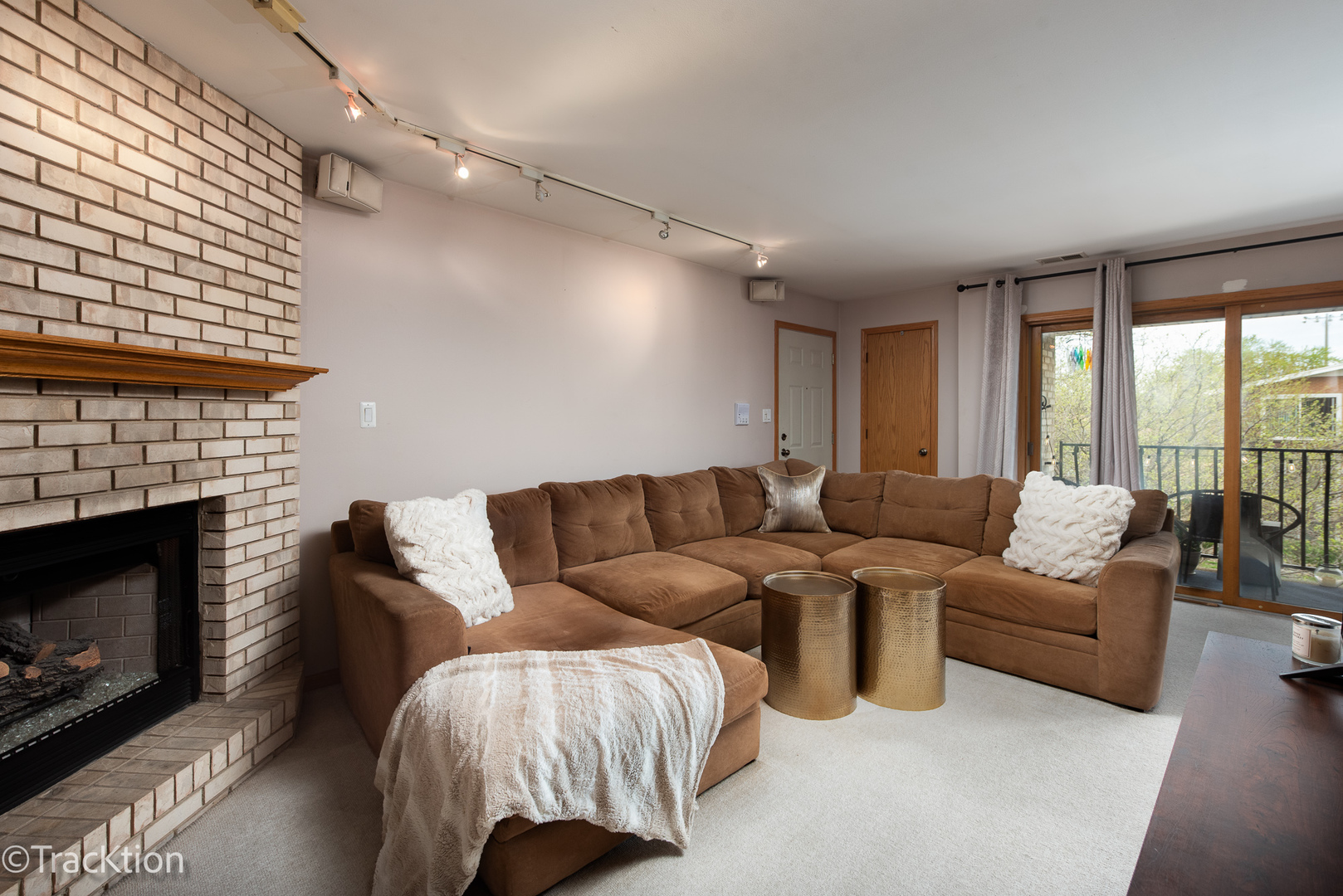 6309 W 63rd Street Unit: 3B