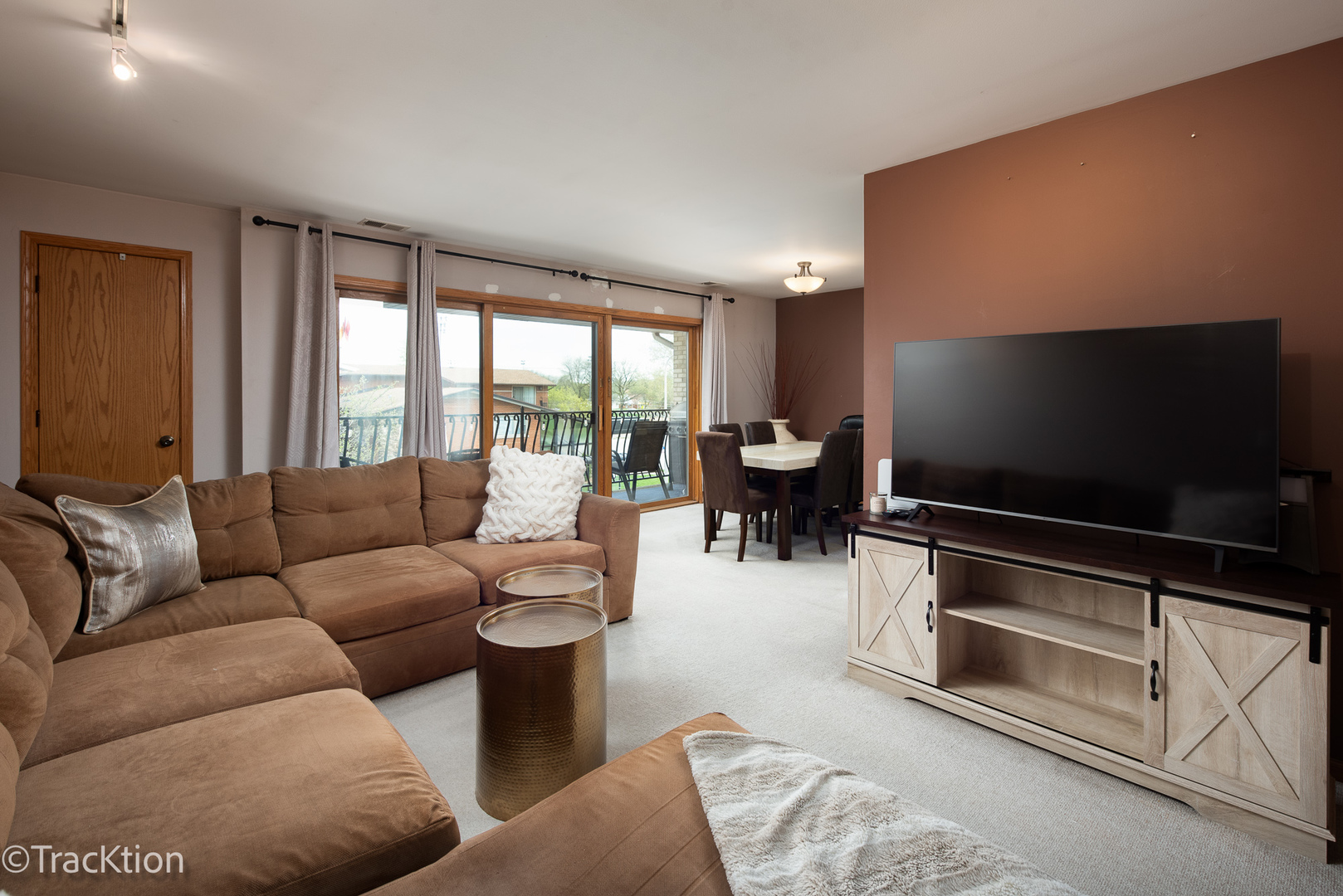6309 W 63rd Street Unit: 3B