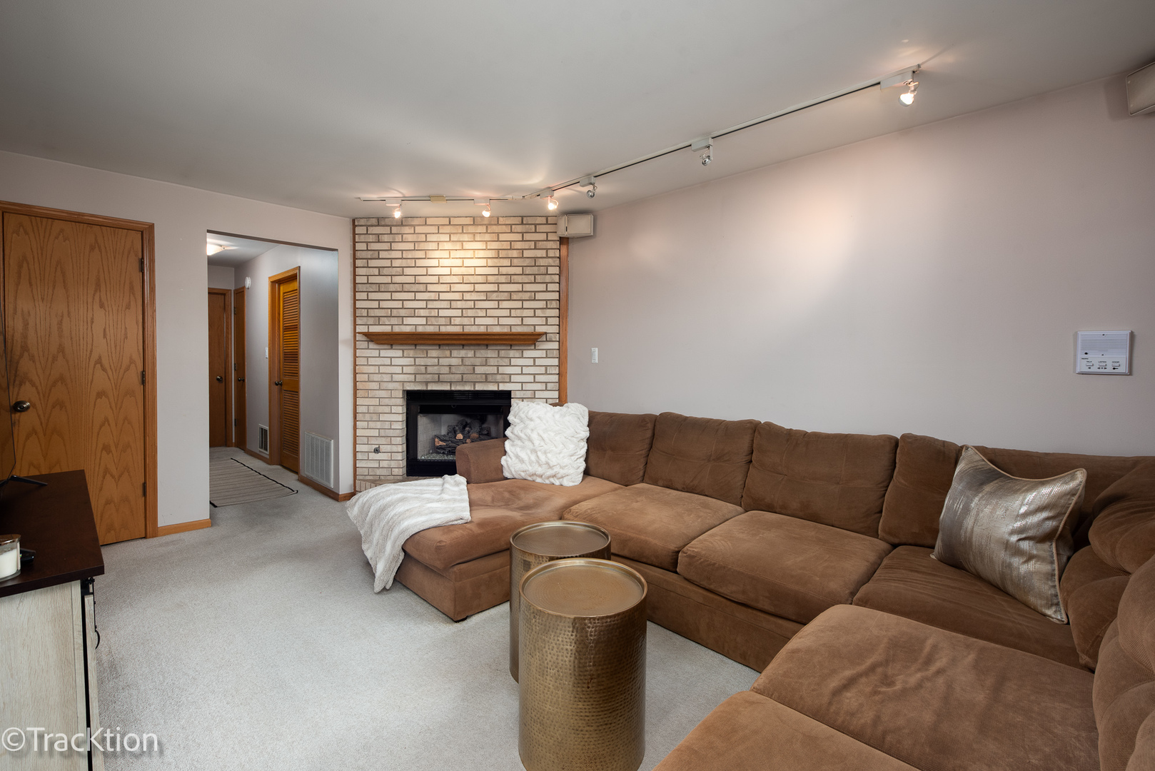 6309 W 63rd Street Unit: 3B