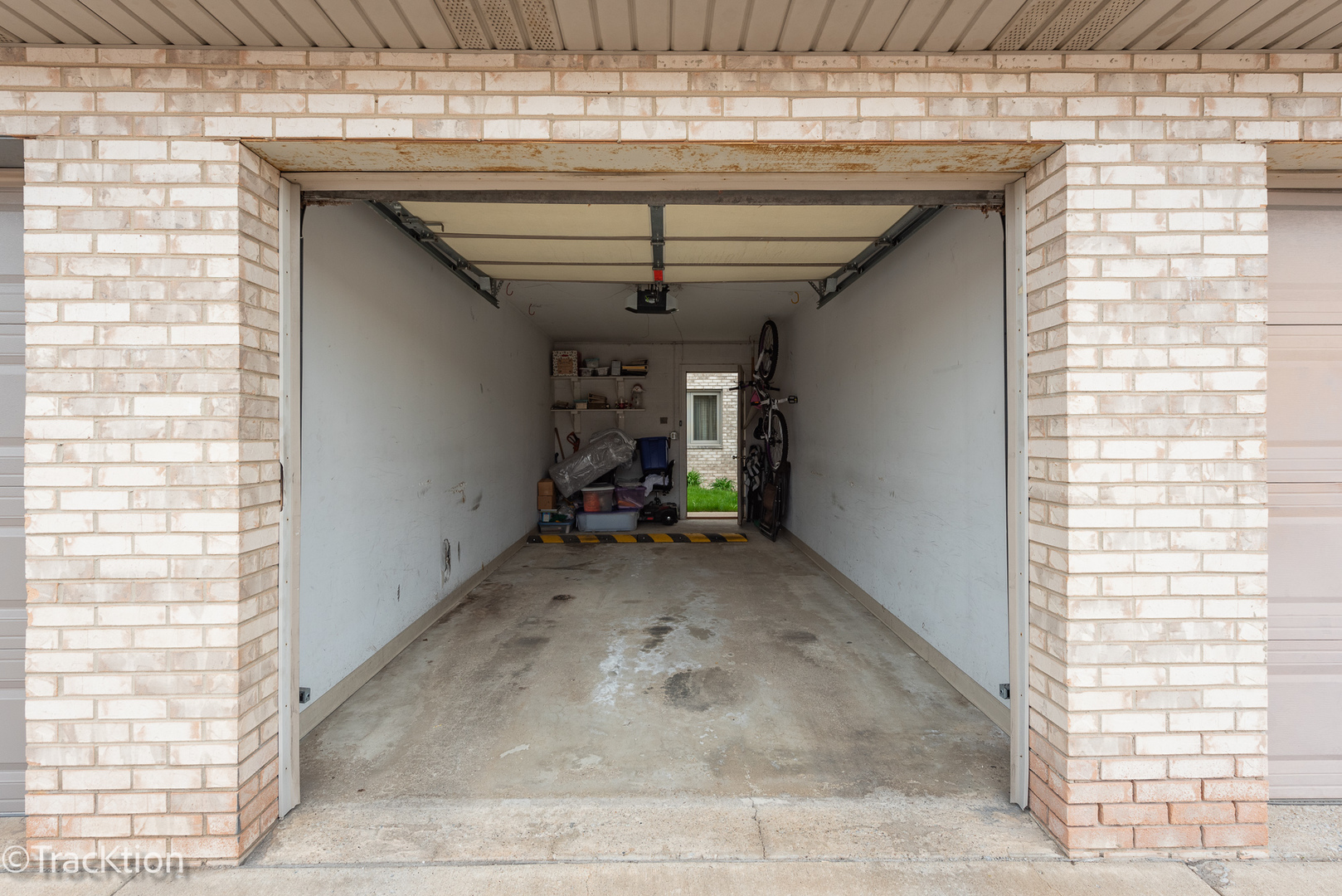 6309 W 63rd Street Unit: 3B