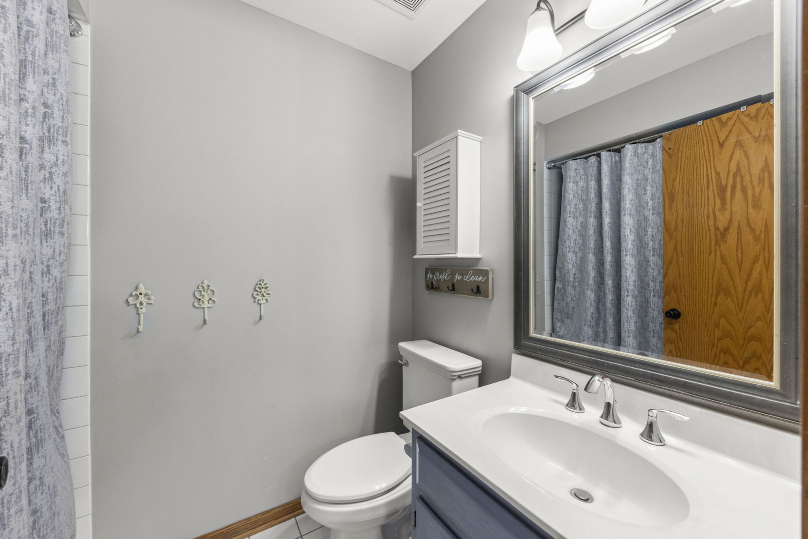 20W427 Elizabeth Drive