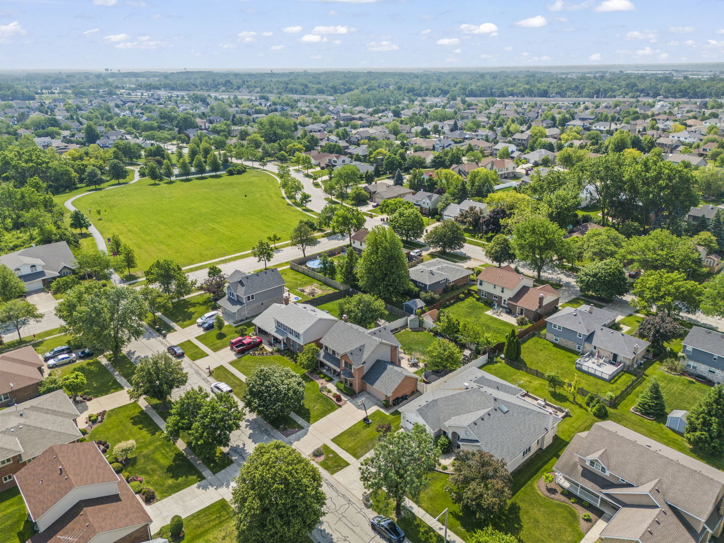20W427 Elizabeth Drive