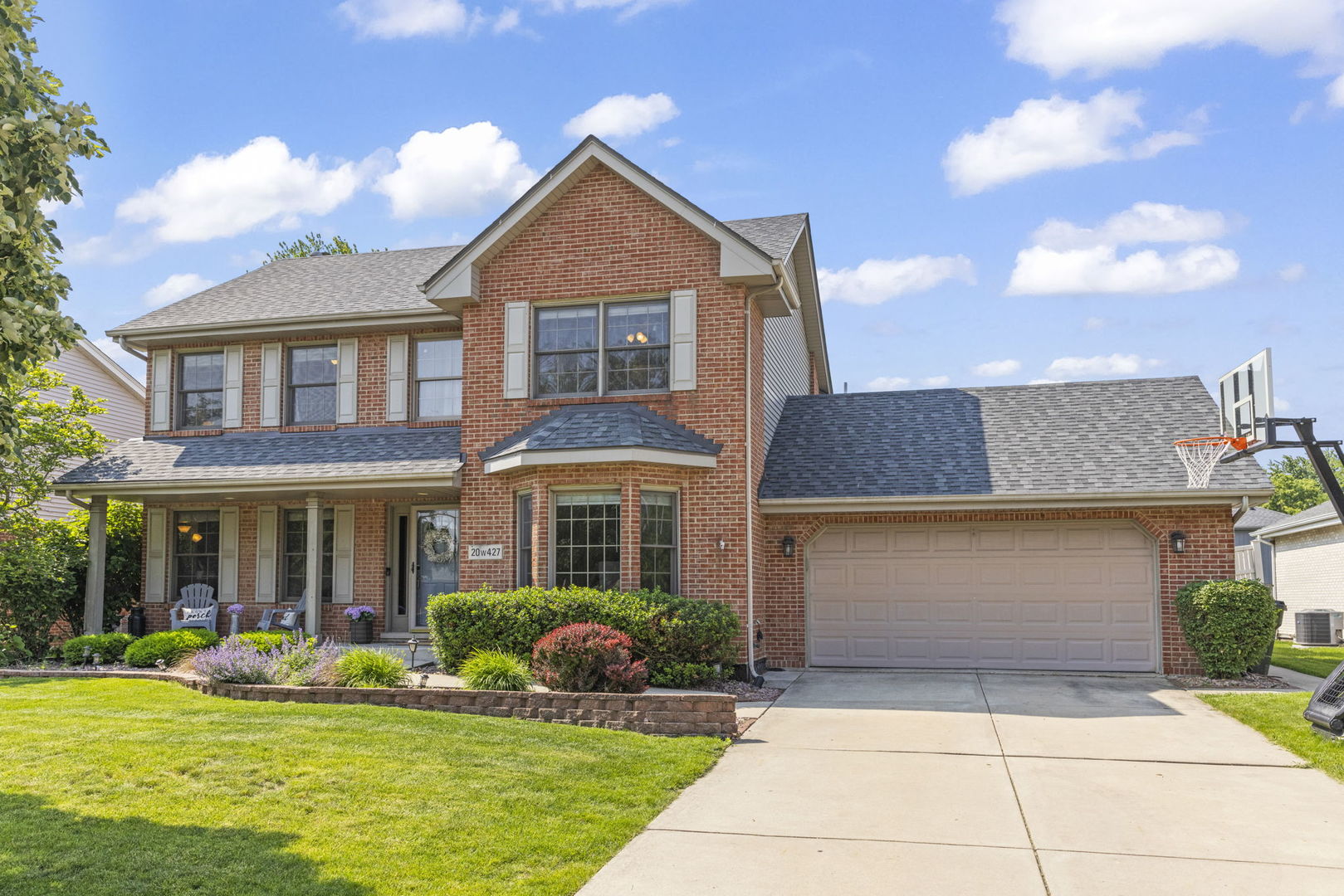 20W427 Elizabeth Drive