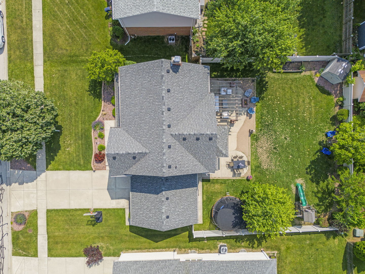 20W427 Elizabeth Drive