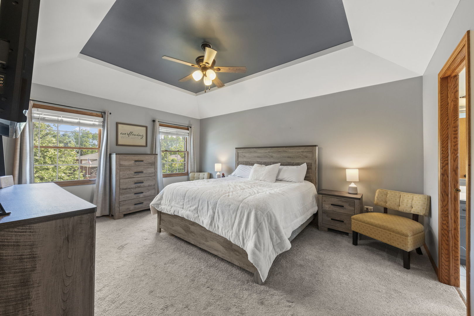 20W427 Elizabeth Drive