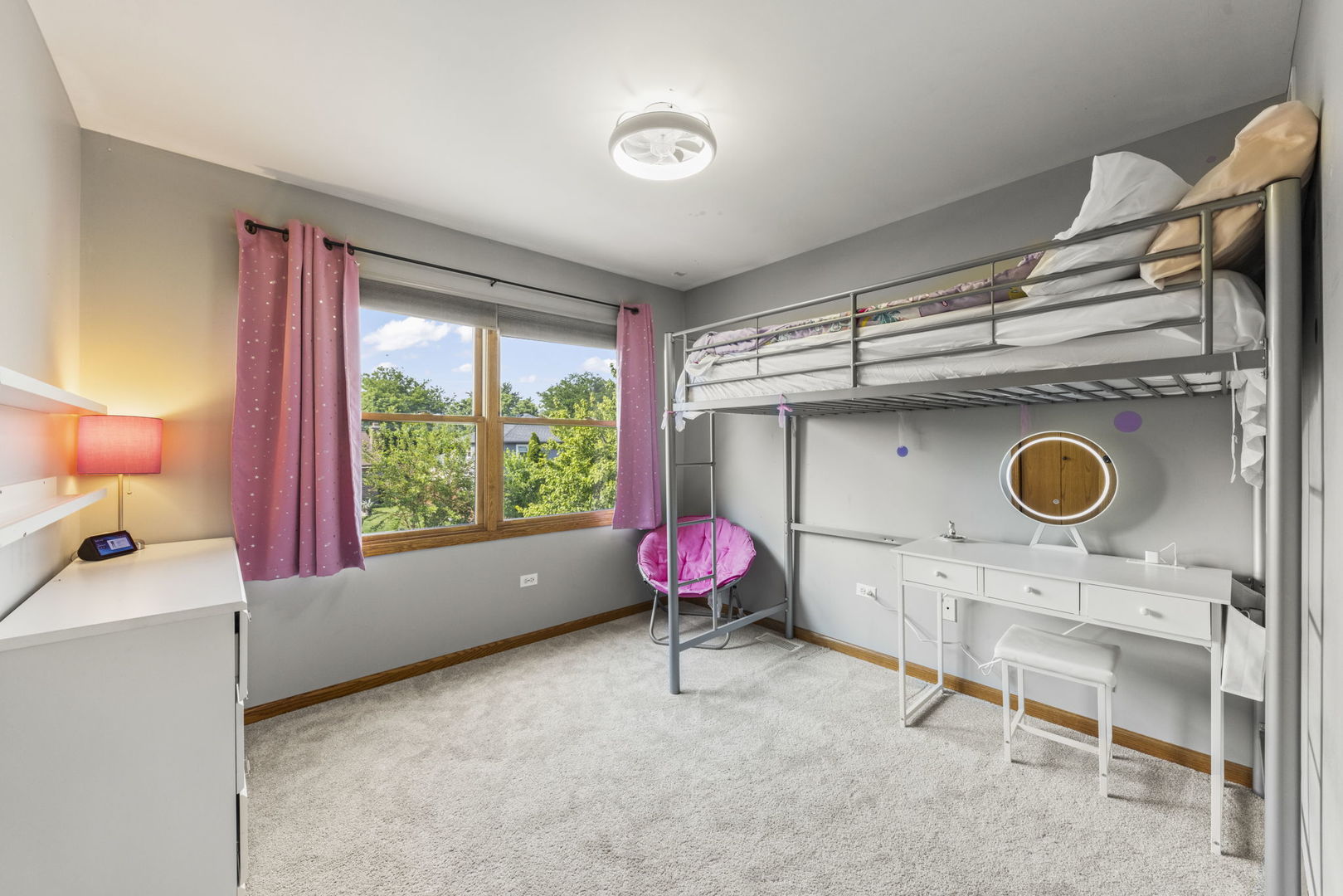 20W427 Elizabeth Drive