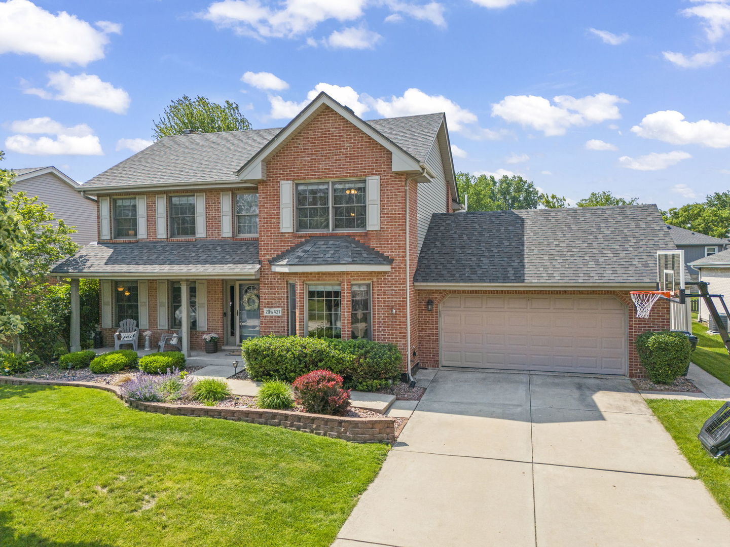 20W427 Elizabeth Drive