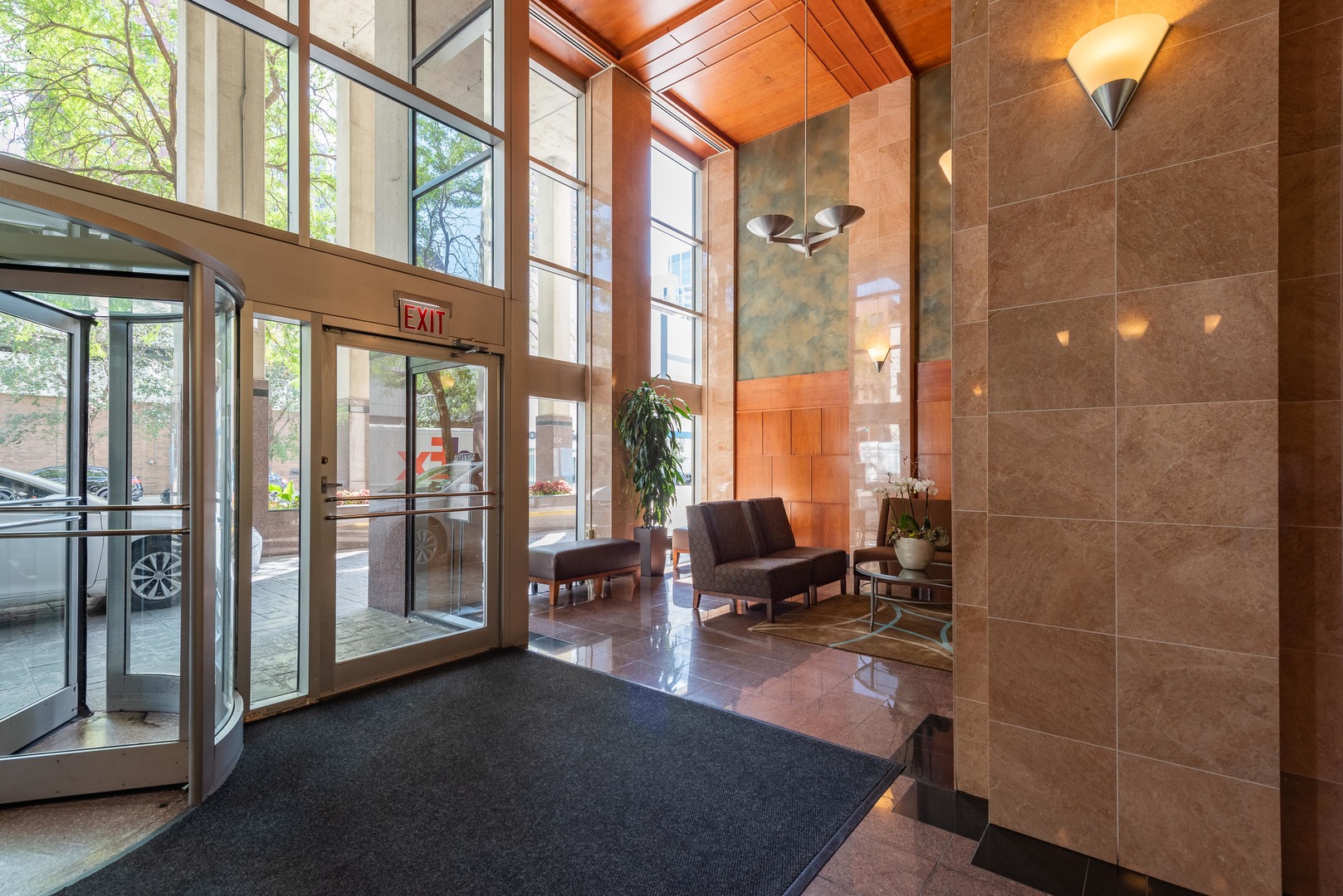 1122 N Clark Street Unit: 1709