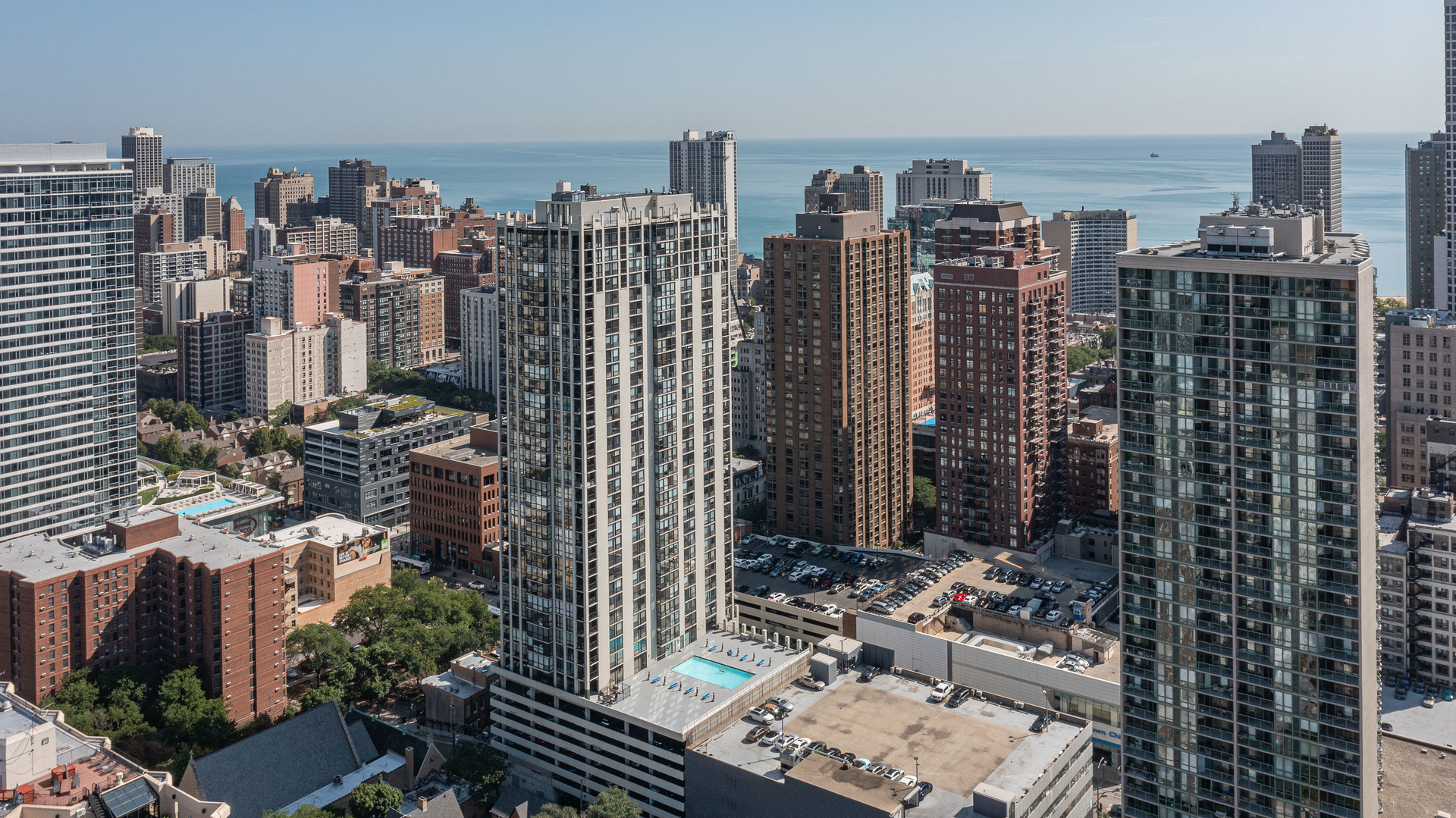 1122 N Clark Street Unit: 1709