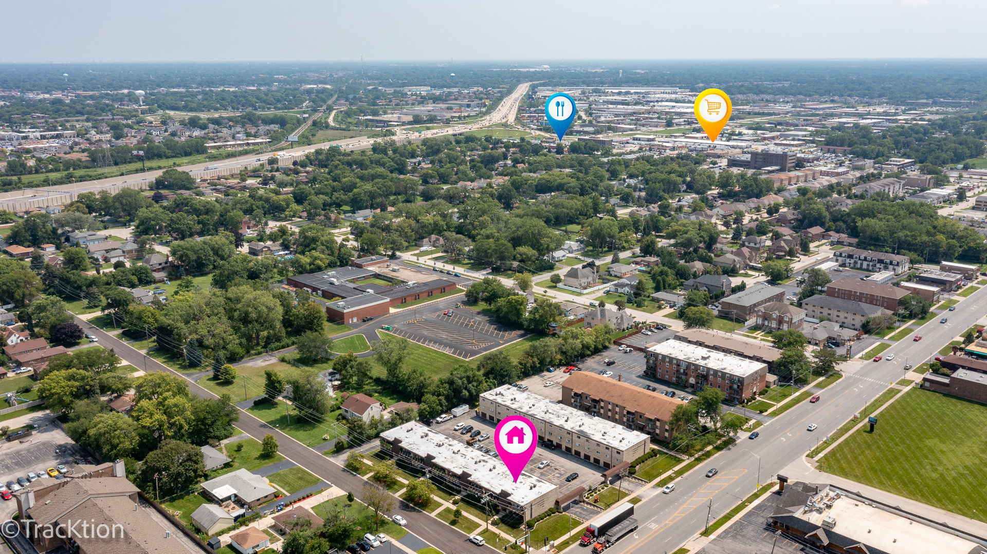 9105 S Roberts Road Unit: 1A