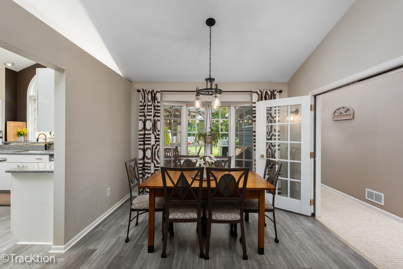 2609 Dougall Road