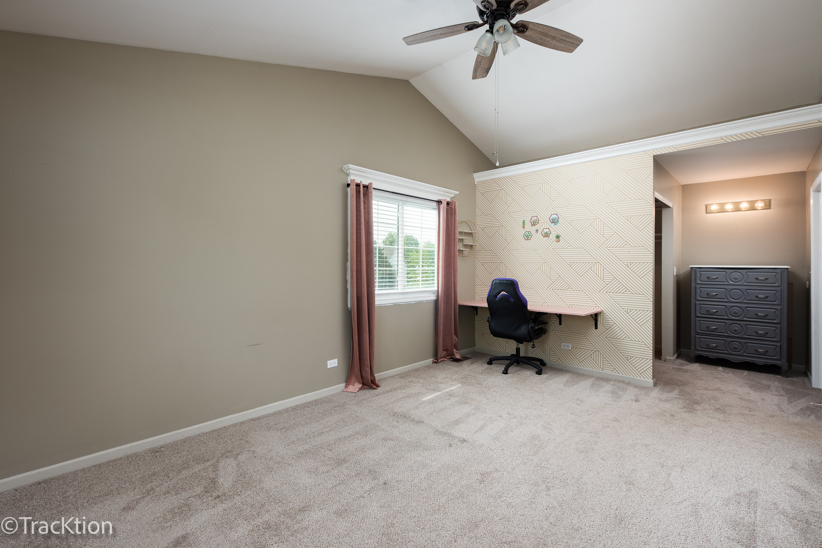 122 Creston Circle Unit: 122