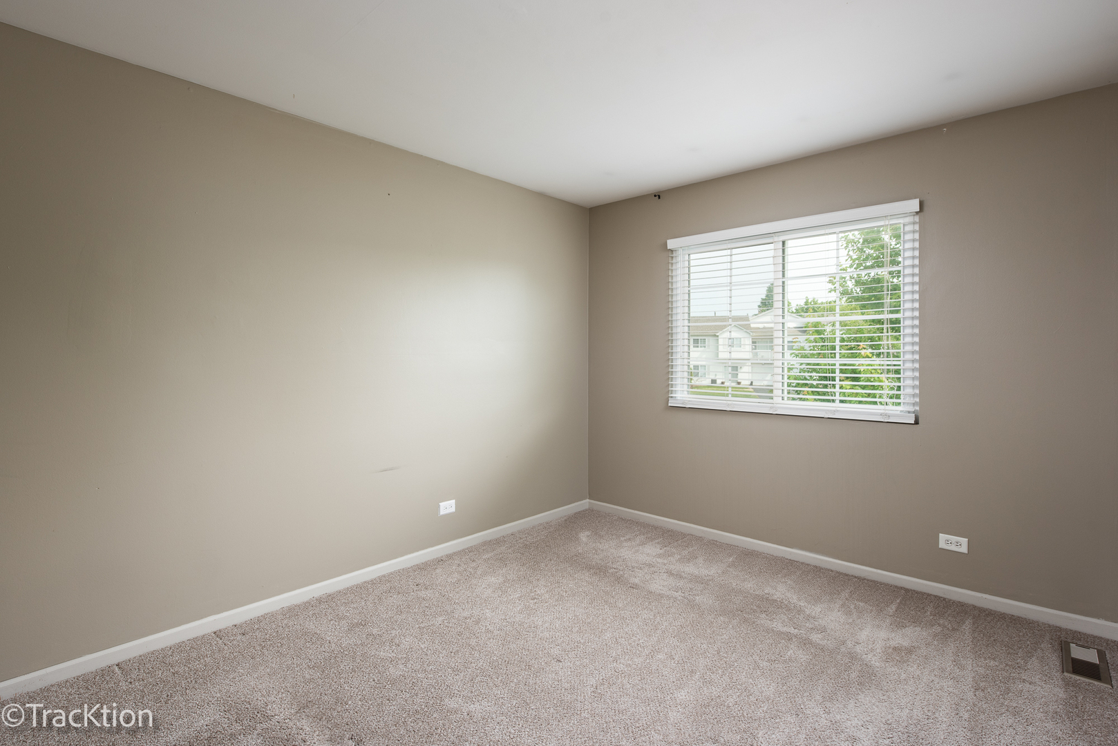 122 Creston Circle Unit: 122