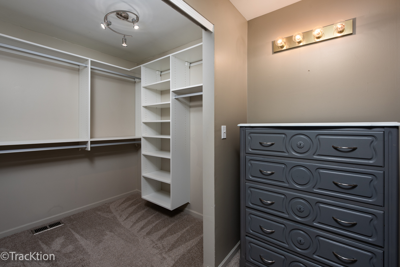 122 Creston Circle Unit: 122