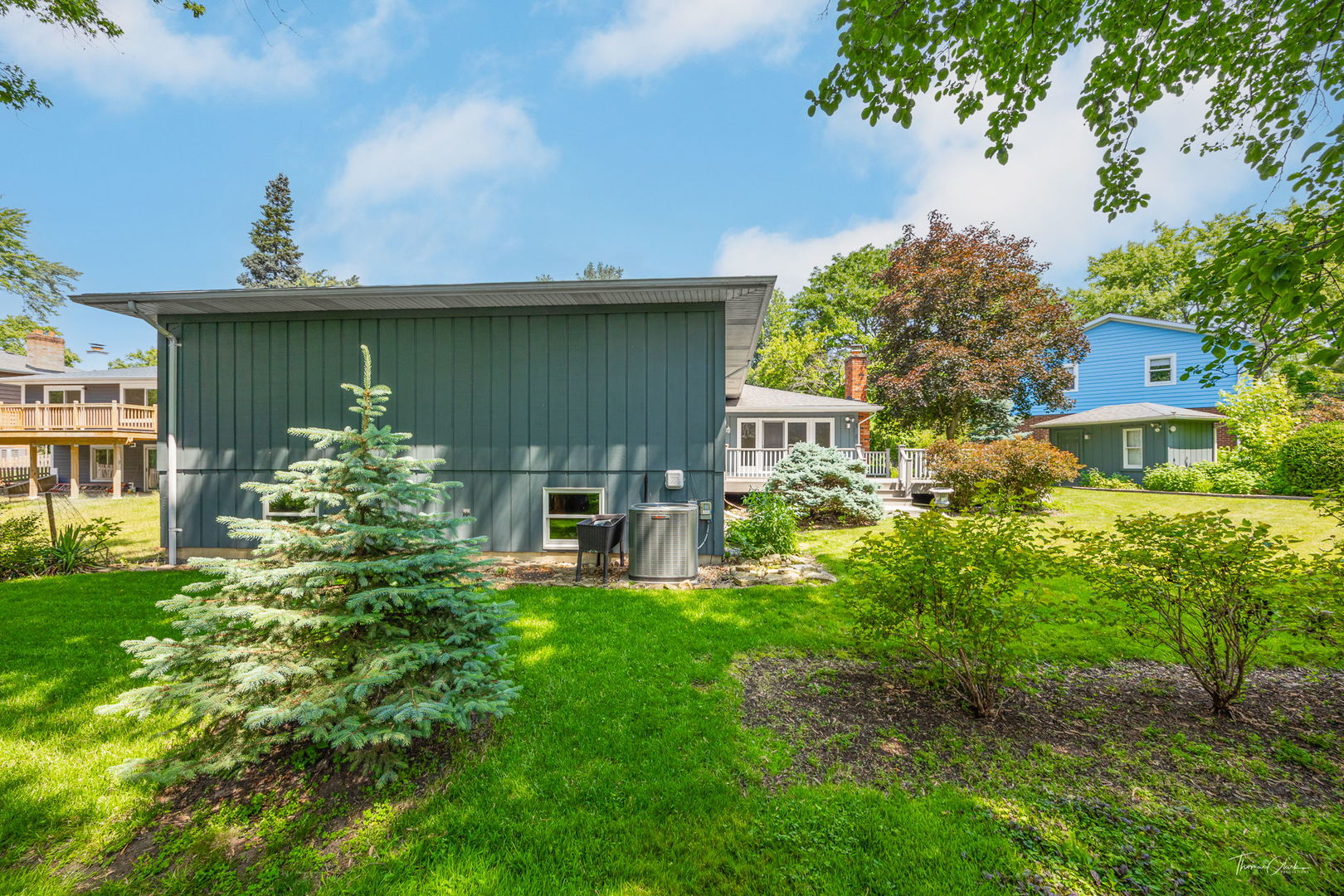 1447 Hillcrest Road