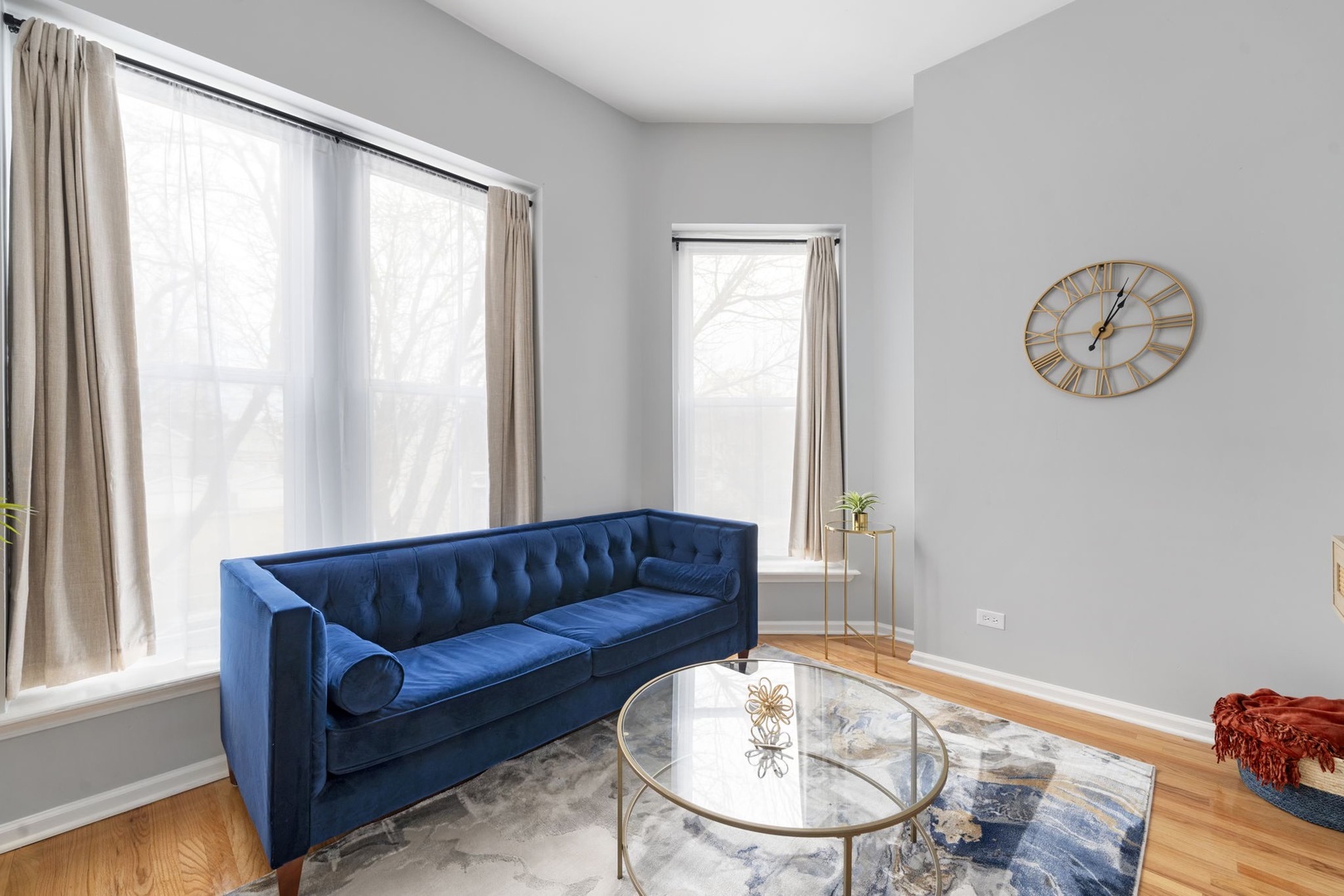 3612 S Prairie Avenue Unit: 2