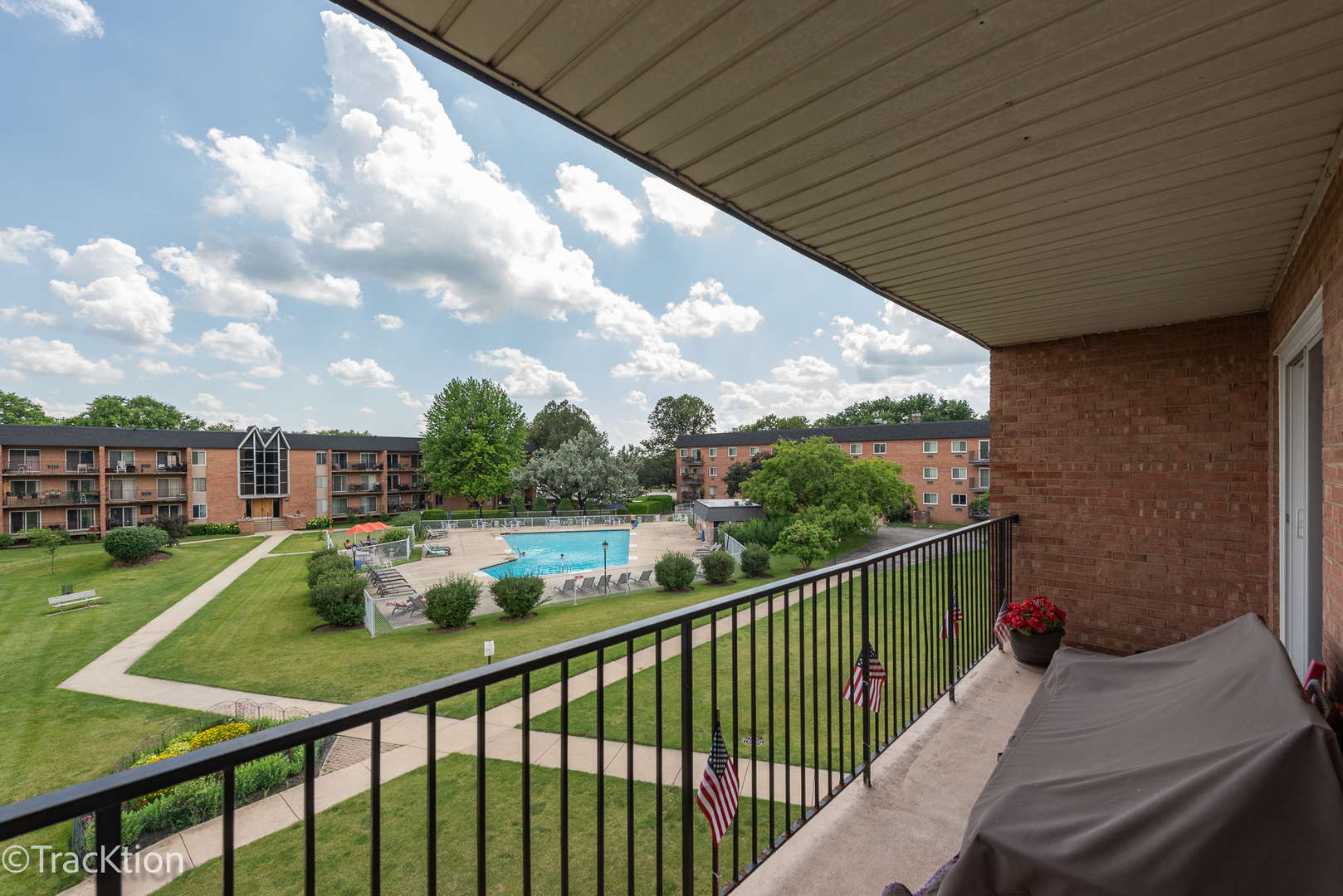 1056 N Mill Street Unit: 305