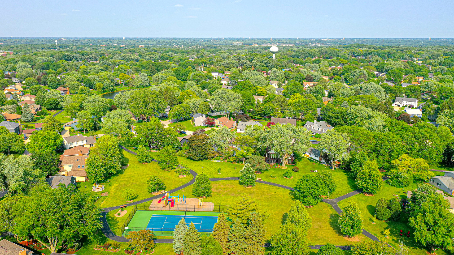 6316 Knollwood Court