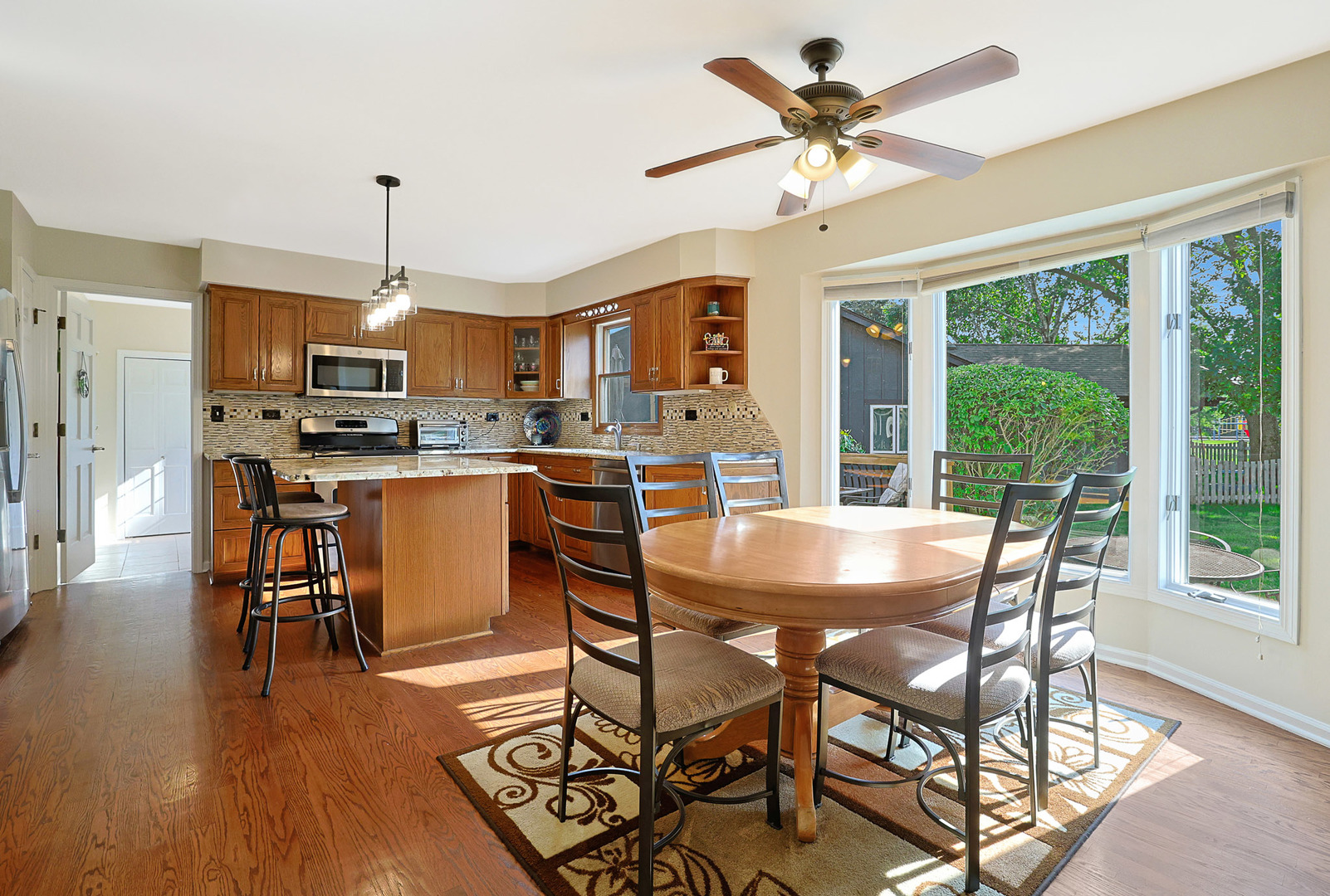 6316 Knollwood Court