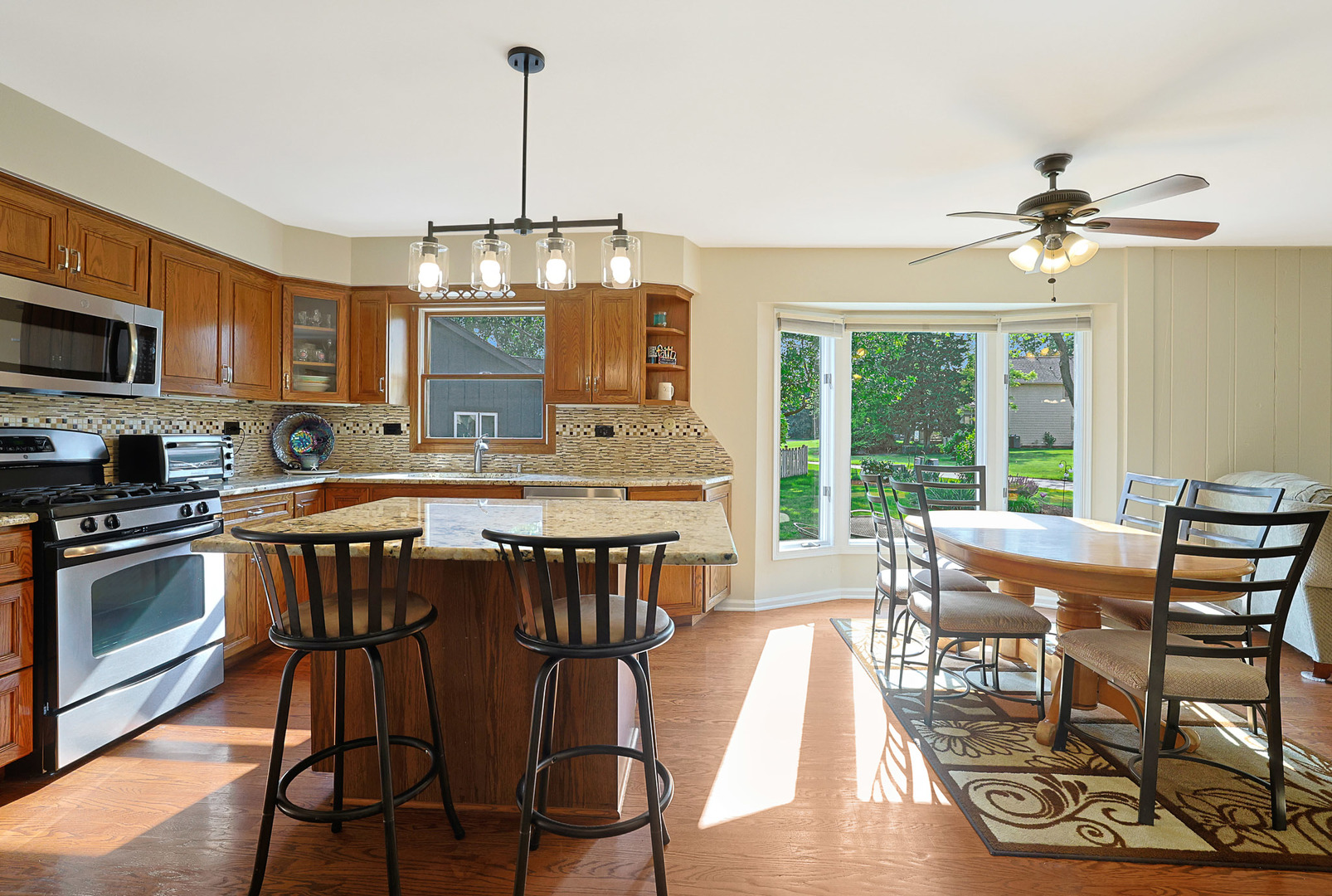 6316 Knollwood Court