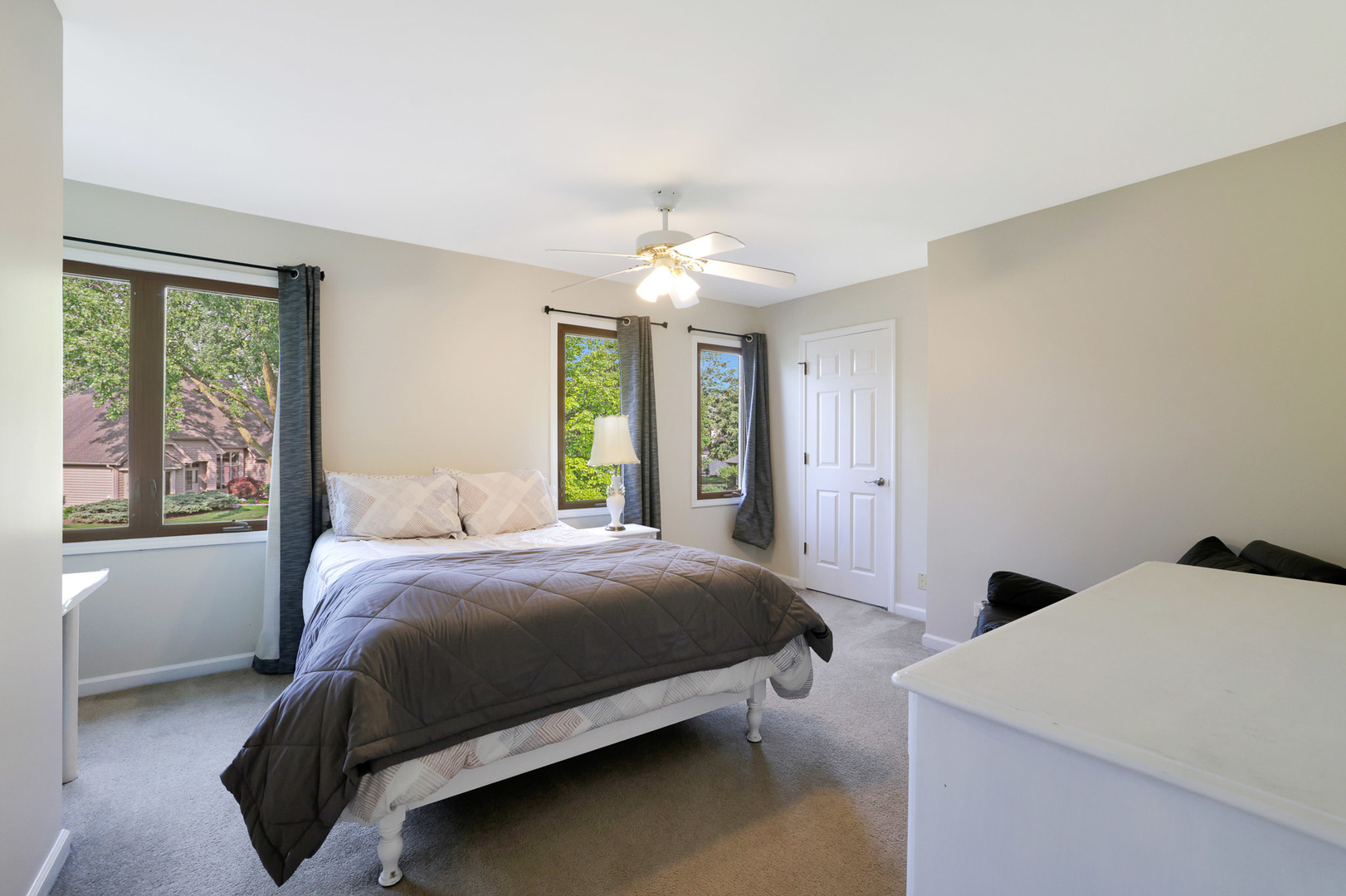 6316 Knollwood Court