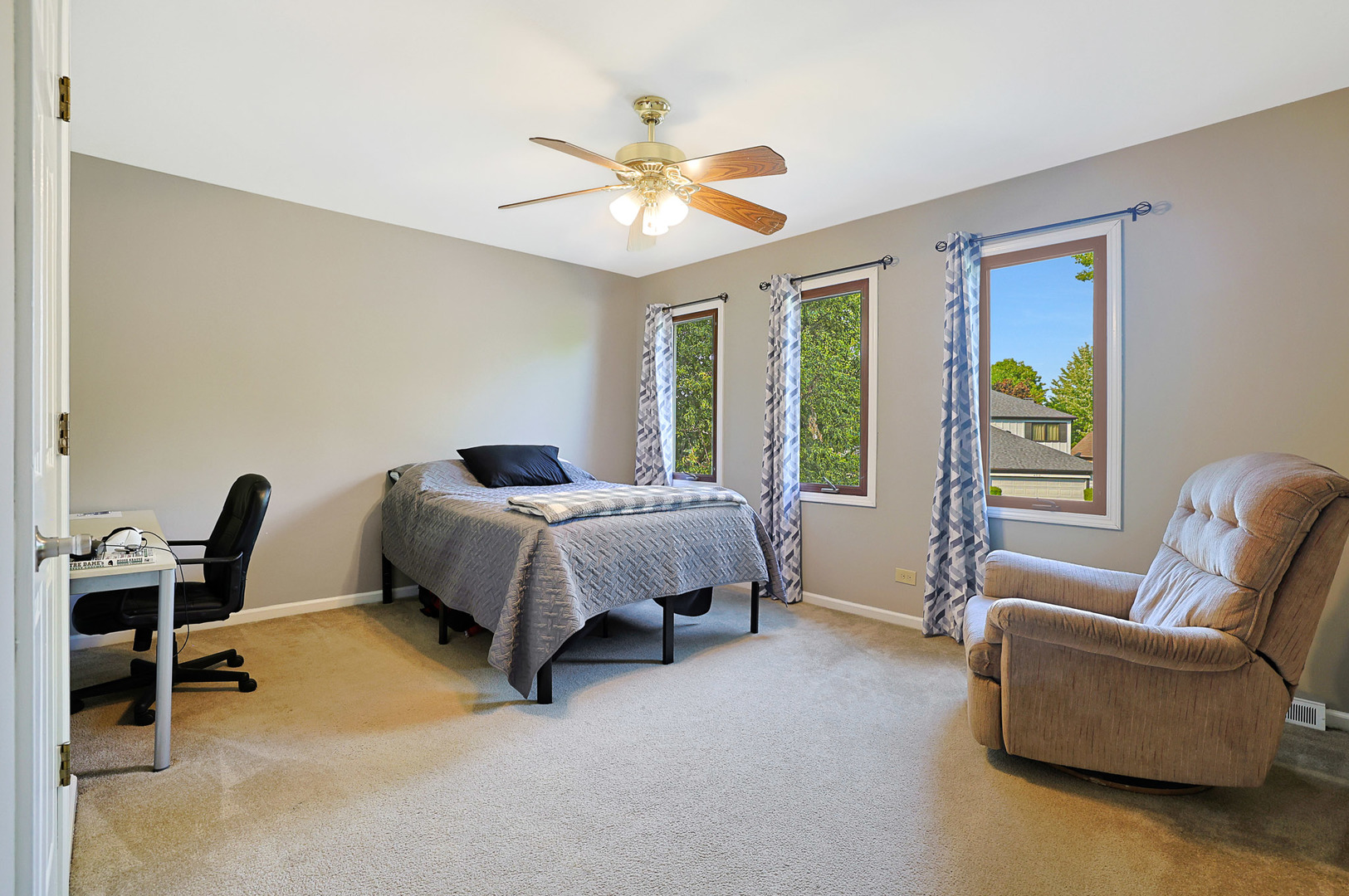6316 Knollwood Court