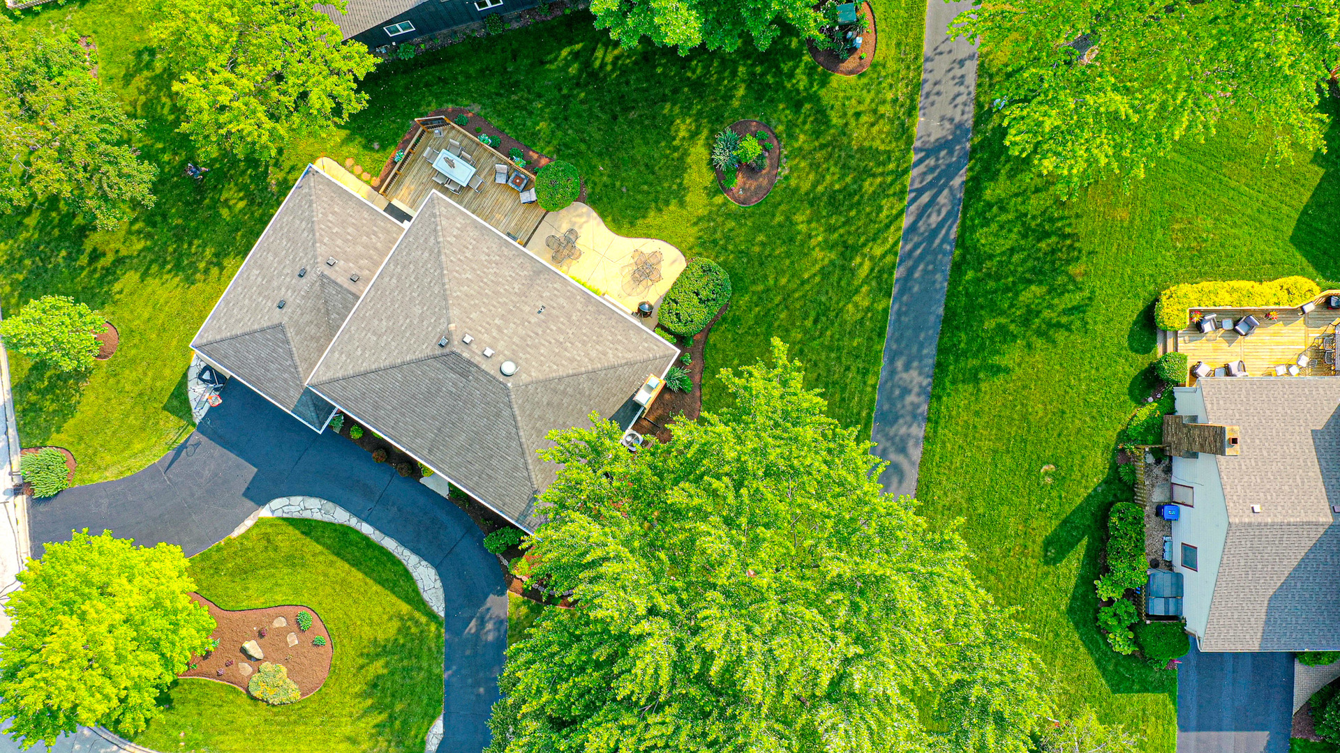 6316 Knollwood Court