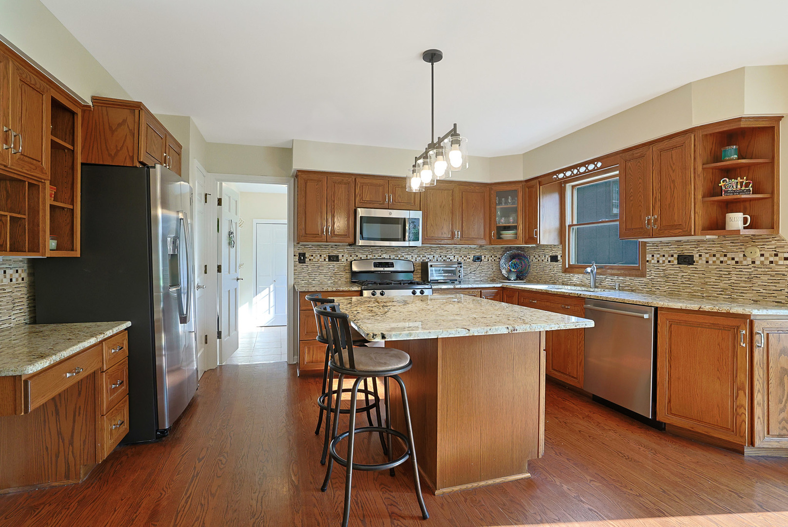 6316 Knollwood Court