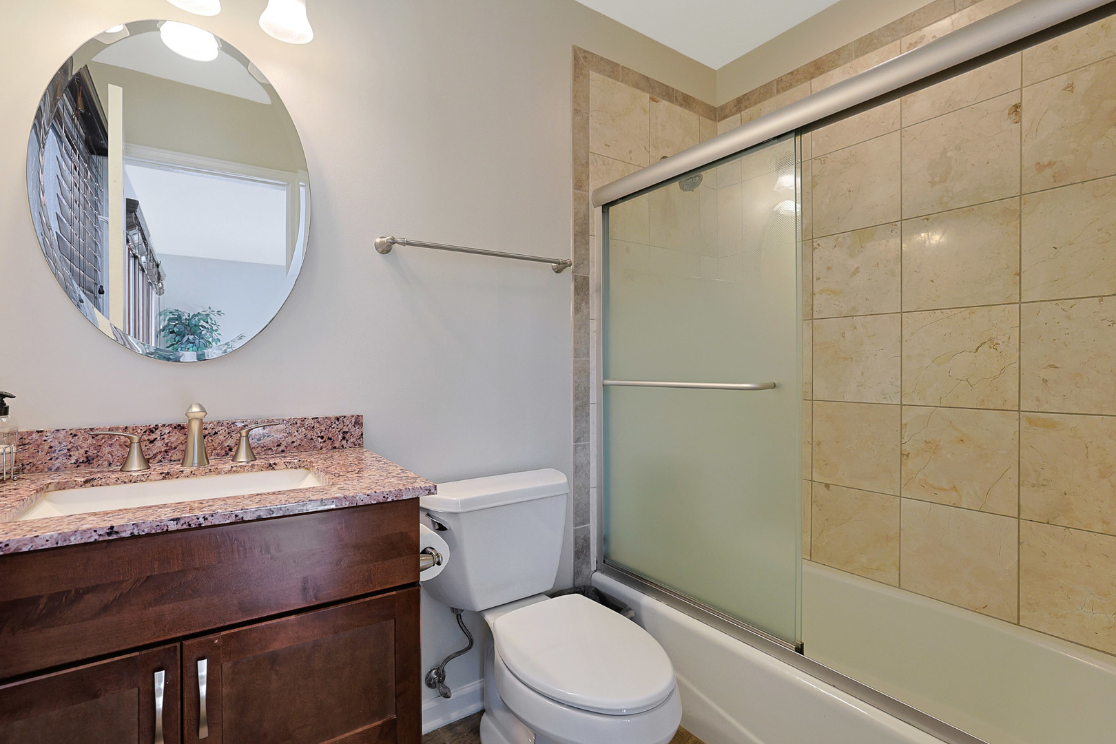 6316 Knollwood Court