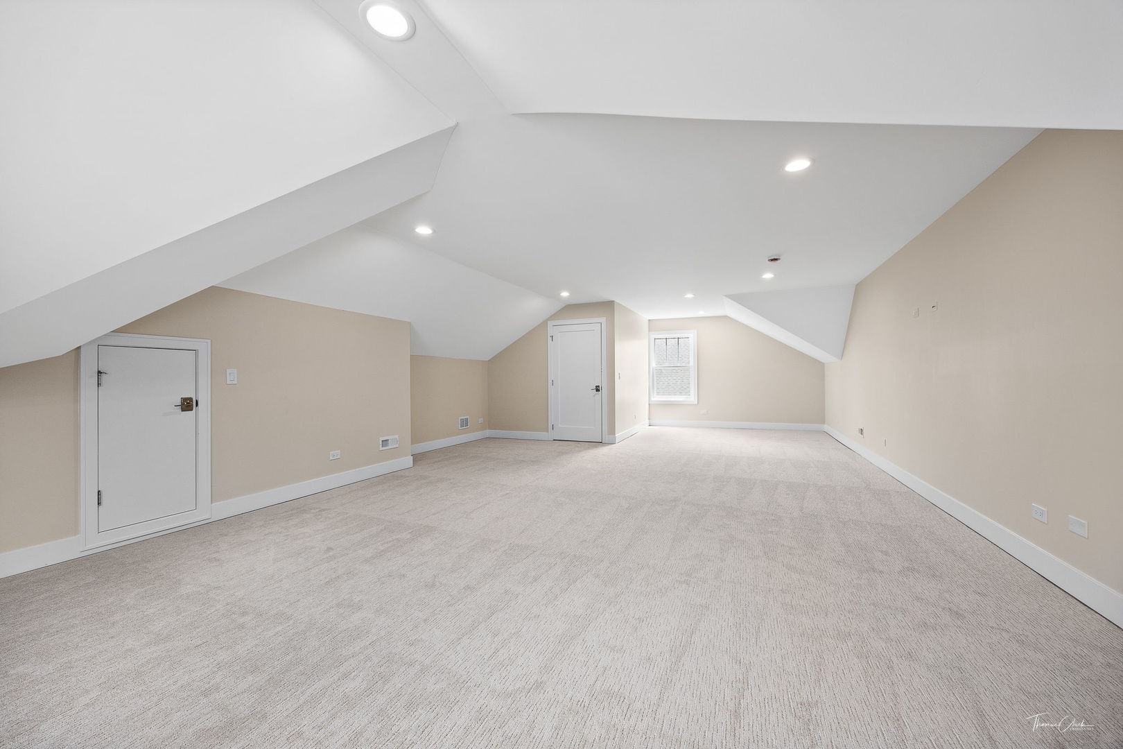 4508 Stonewall Avenue
