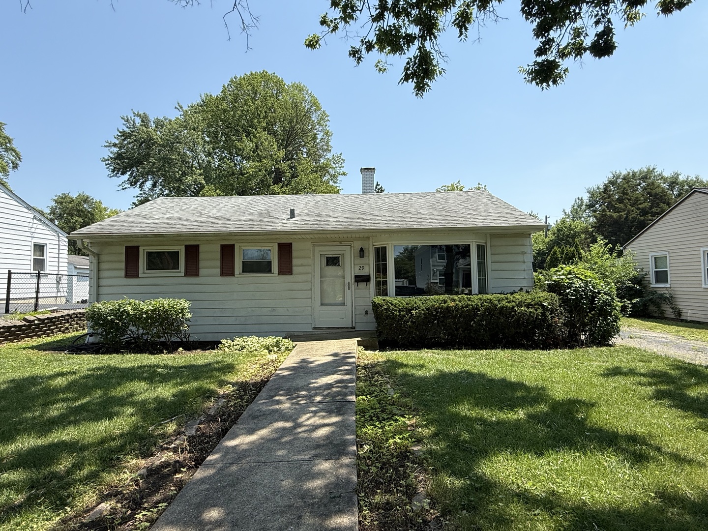 29 N ROSLYN Road