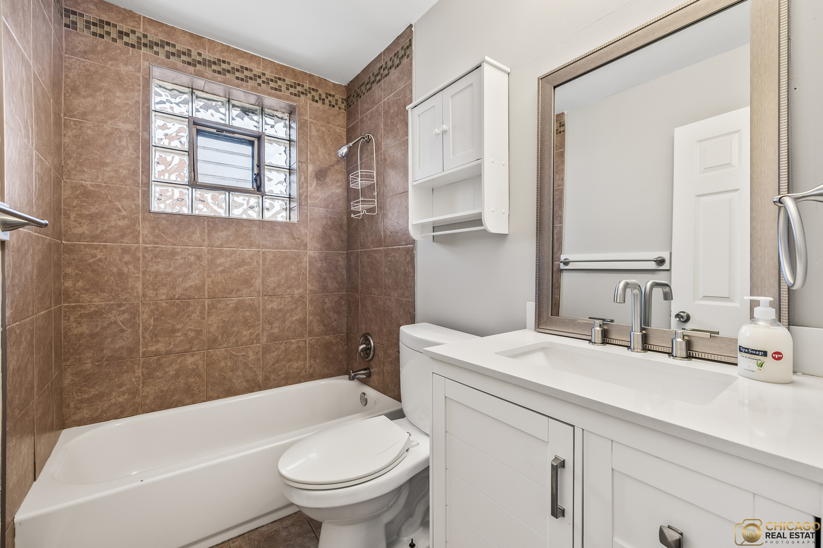 897 W North Avenue Unit: A