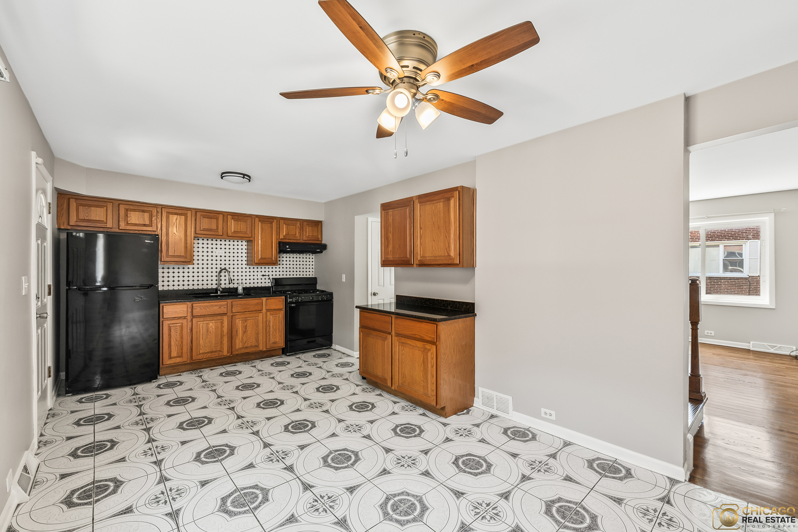 897 W North Avenue Unit: A