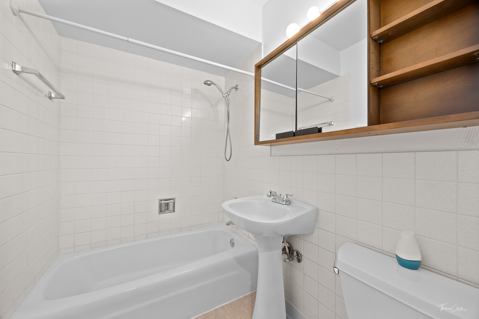 2331 Ogden Avenue Unit: 7