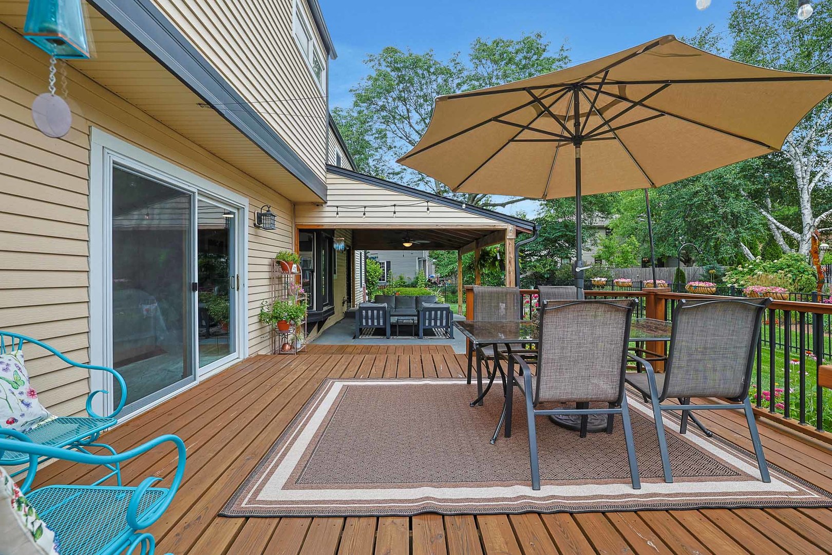 2394 Bayside Court