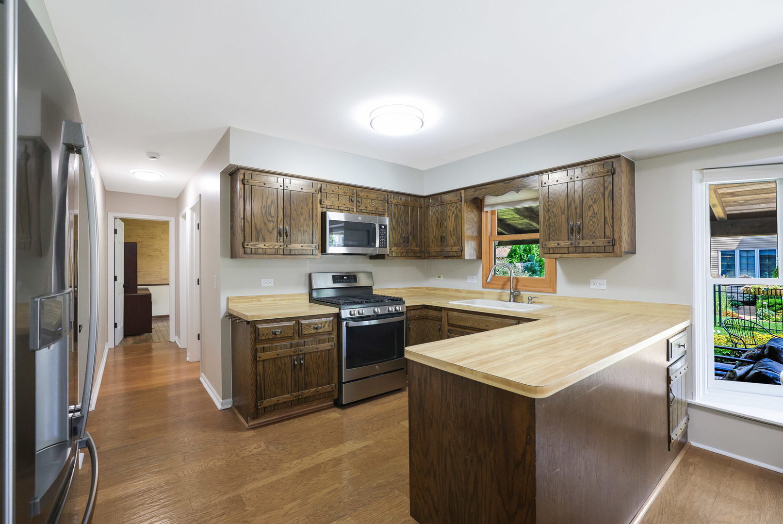 2394 Bayside Court