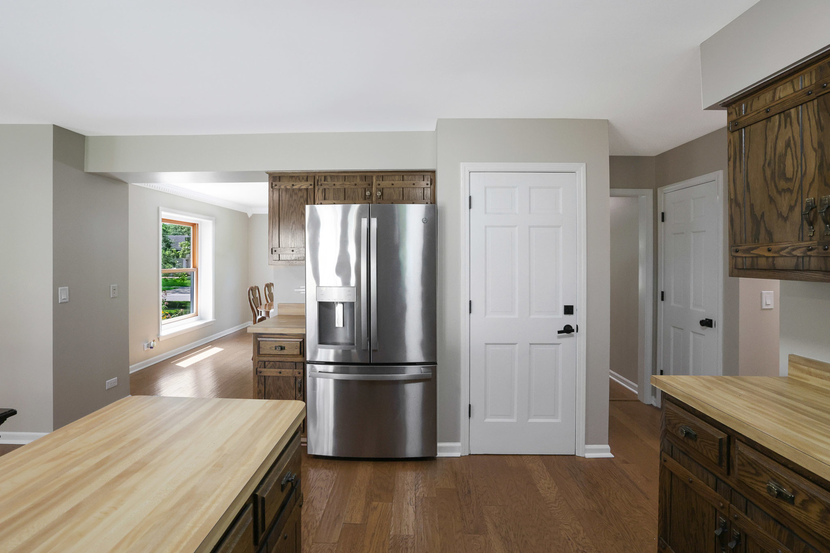 2394 Bayside Court
