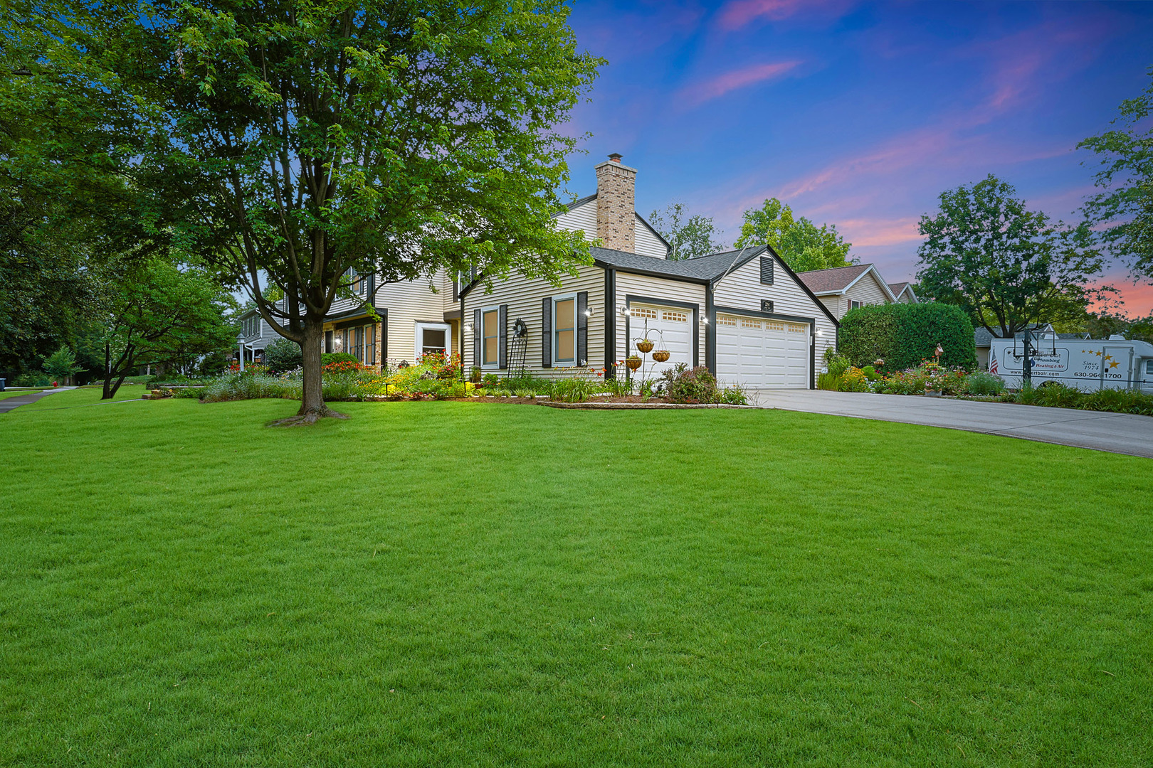 2394 Bayside Court