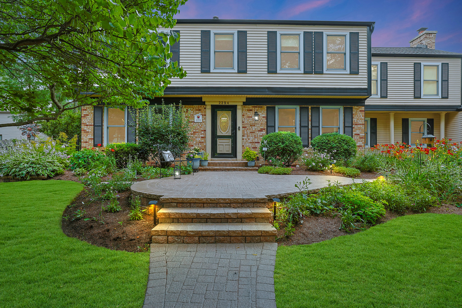 2394 Bayside Court