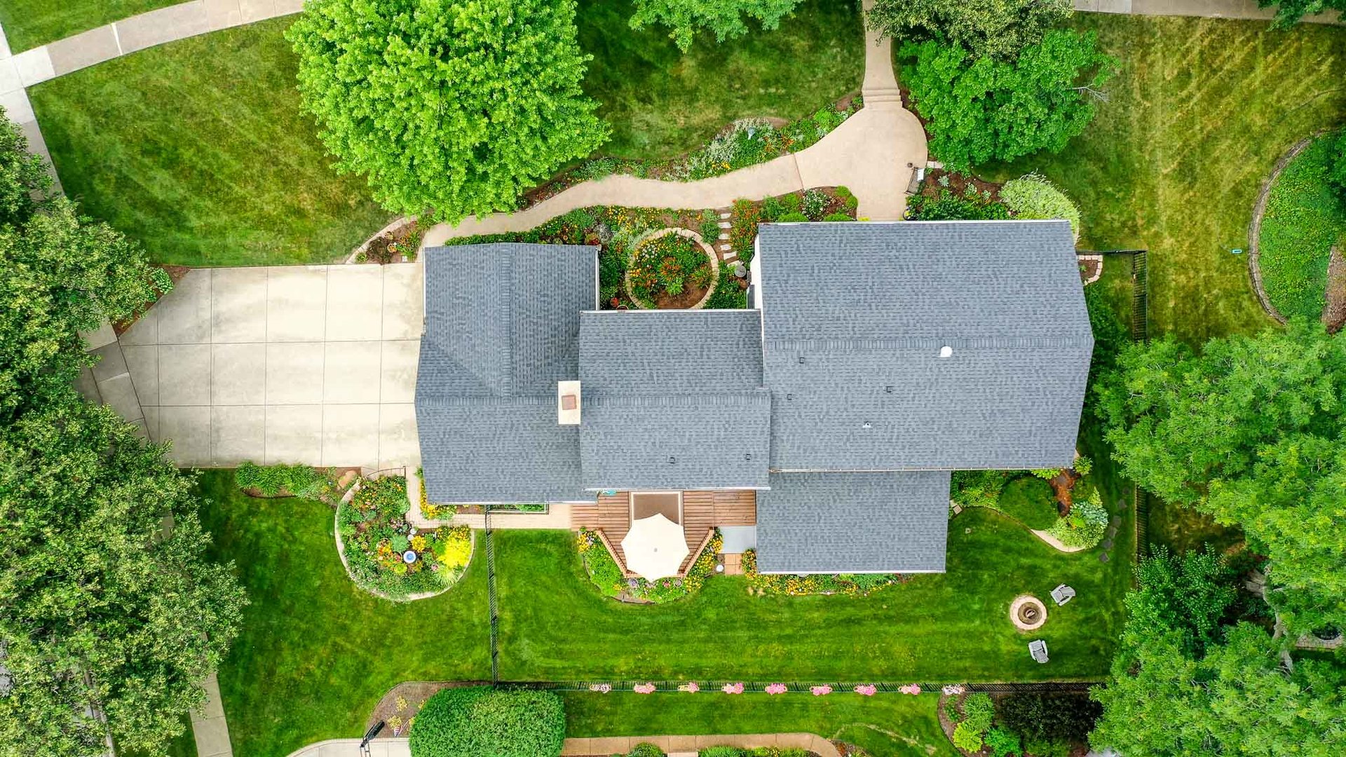 2394 Bayside Court