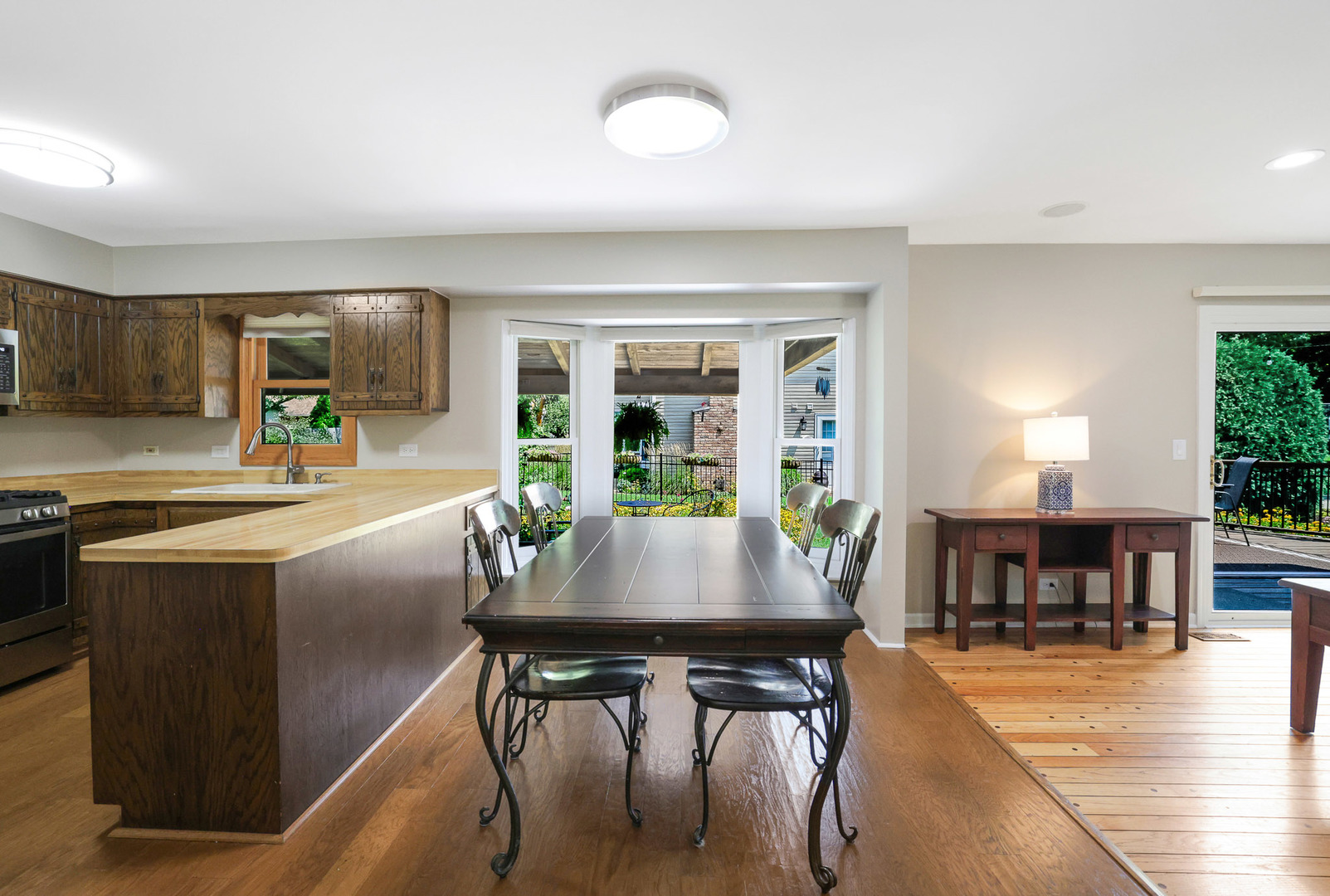 2394 Bayside Court