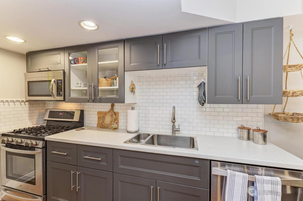 1970 Kenilworth Circle Unit: C