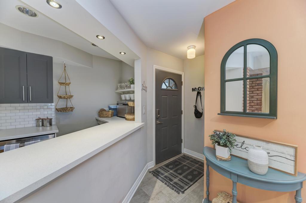 1970 Kenilworth Circle Unit: C